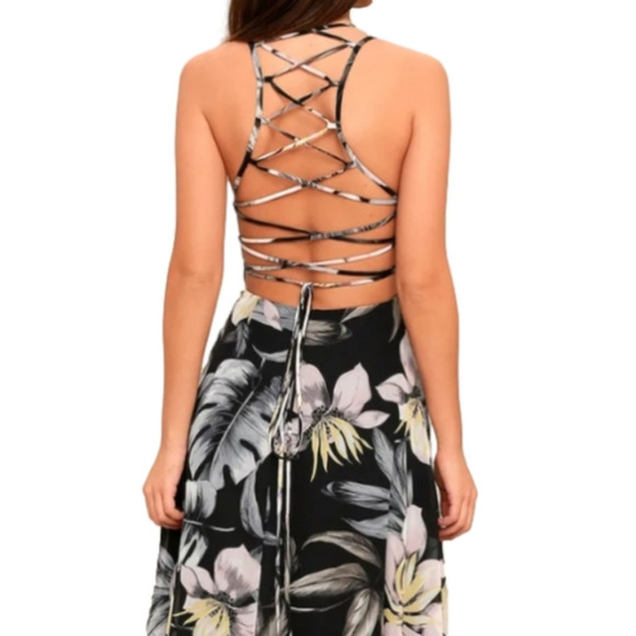 Lulu's Love Abloom Black Floral Print Lace-Up Maxi Dress Size XS - Picture 3 of 13